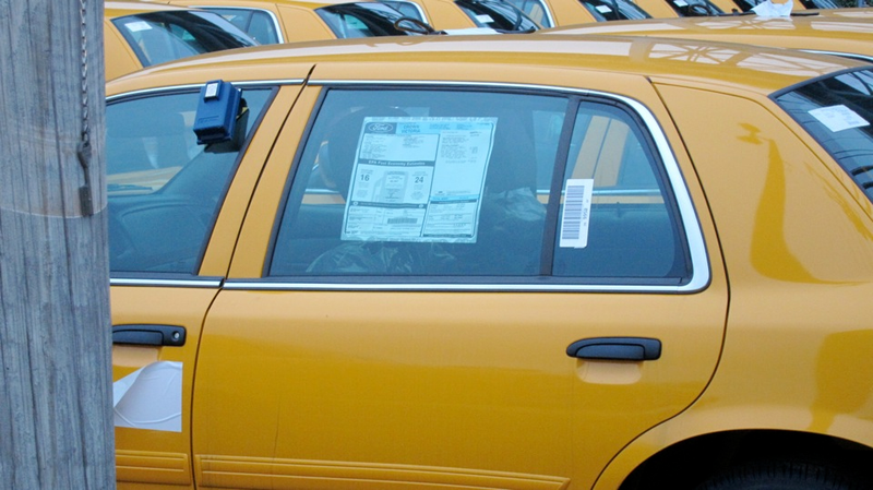 Illustration for article titled New York Taxi Treasure Trove: Photos